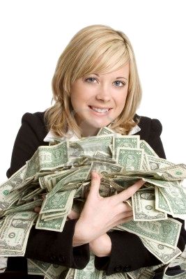 Blonde-holding-money Blonde-holding-money