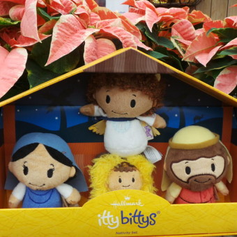 Hallmark Itty Bittys Nativity set scene